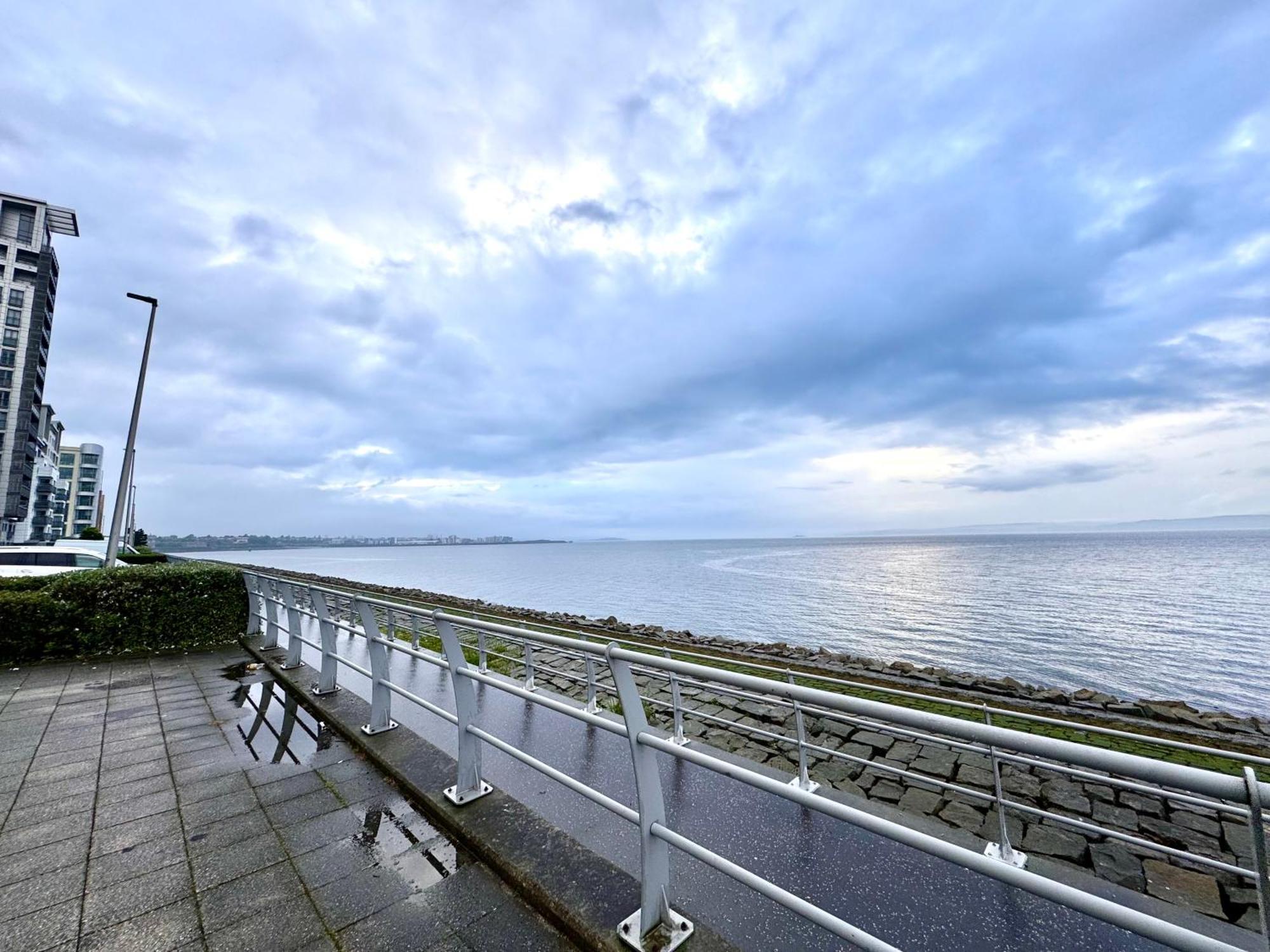 Ocean Park Apartments - Oceanfront - Free Parking And Fast Wifi Edimburgo Esterno foto