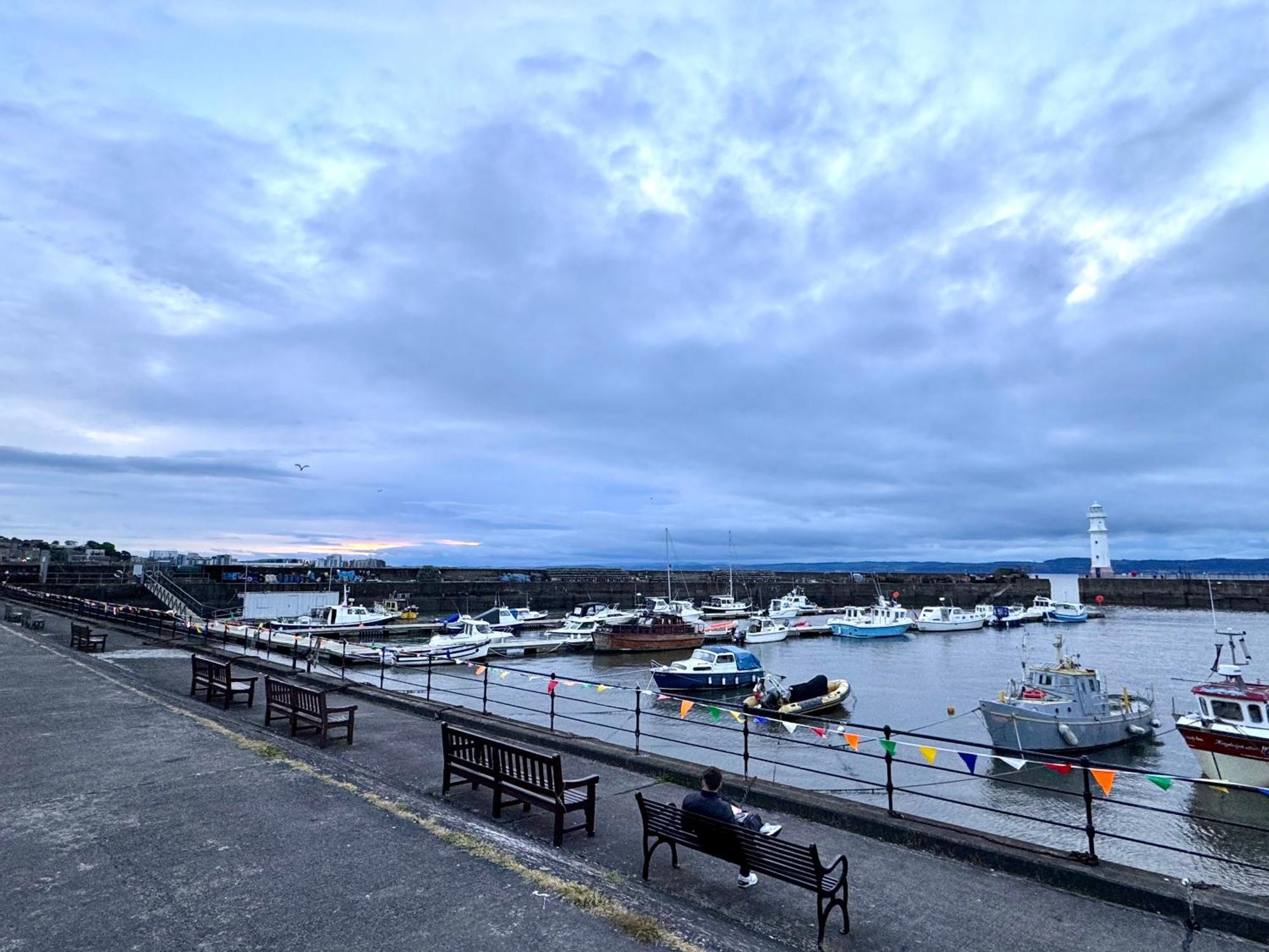 Ocean Park Apartments - Oceanfront - Free Parking And Fast Wifi Edimburgo Esterno foto