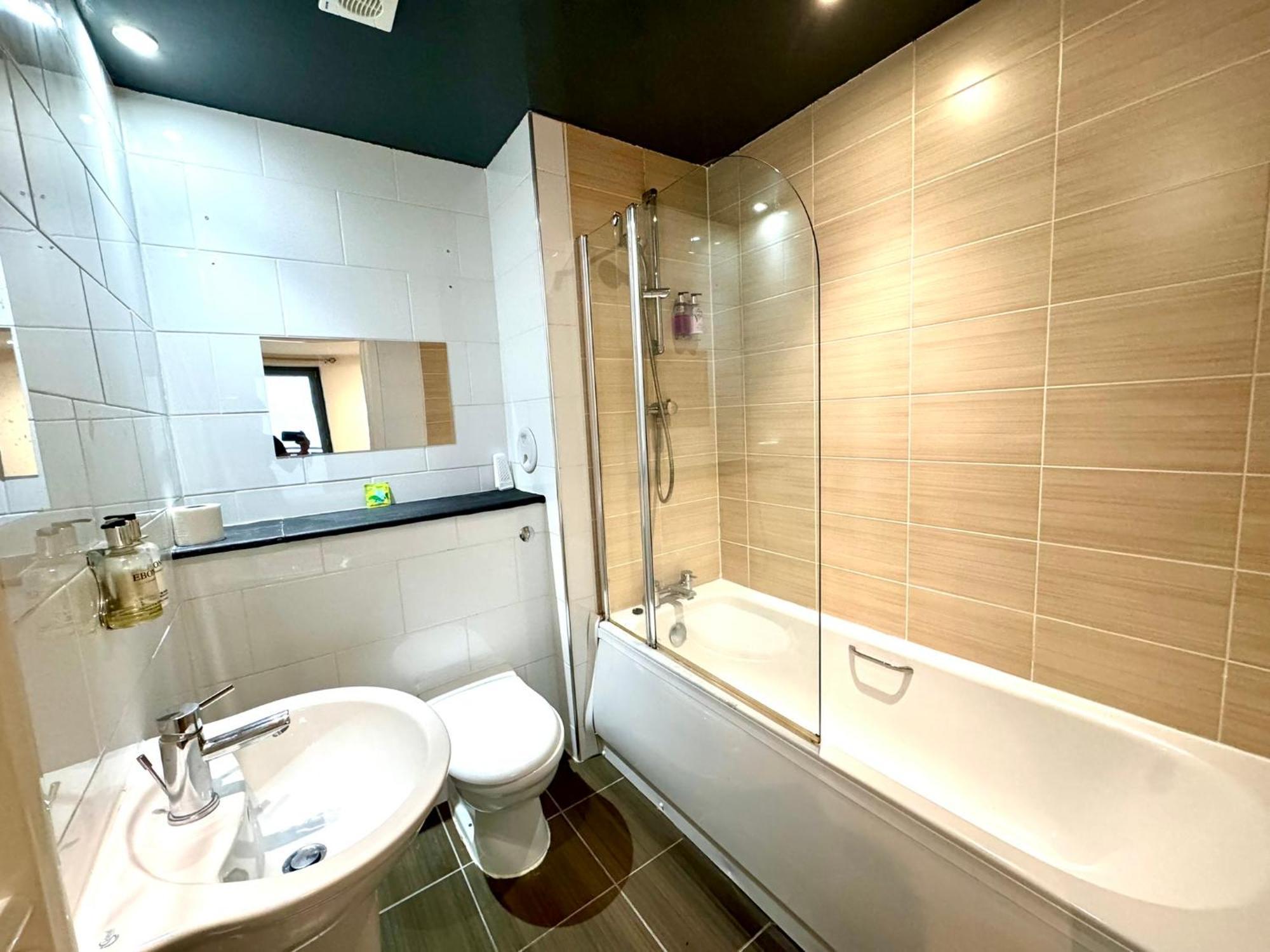 Ocean Park Apartments - Oceanfront - Free Parking And Fast Wifi Edimburgo Esterno foto